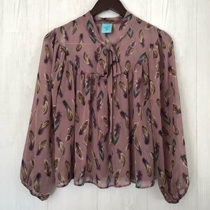 H.I.P. Tie Collar Blouse